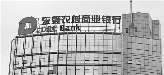 直击2025定州半程马拉松现场 1.2万名选手共赴古城春日盛宴